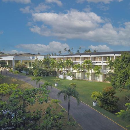 Pegasus Reef - A Beach Resort In Colombo Ваттала Экстерьер фото