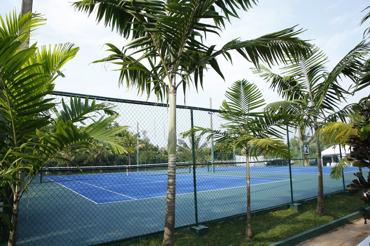 Pegasus Reef - A Beach Resort In Colombo Ваттала Экстерьер фото